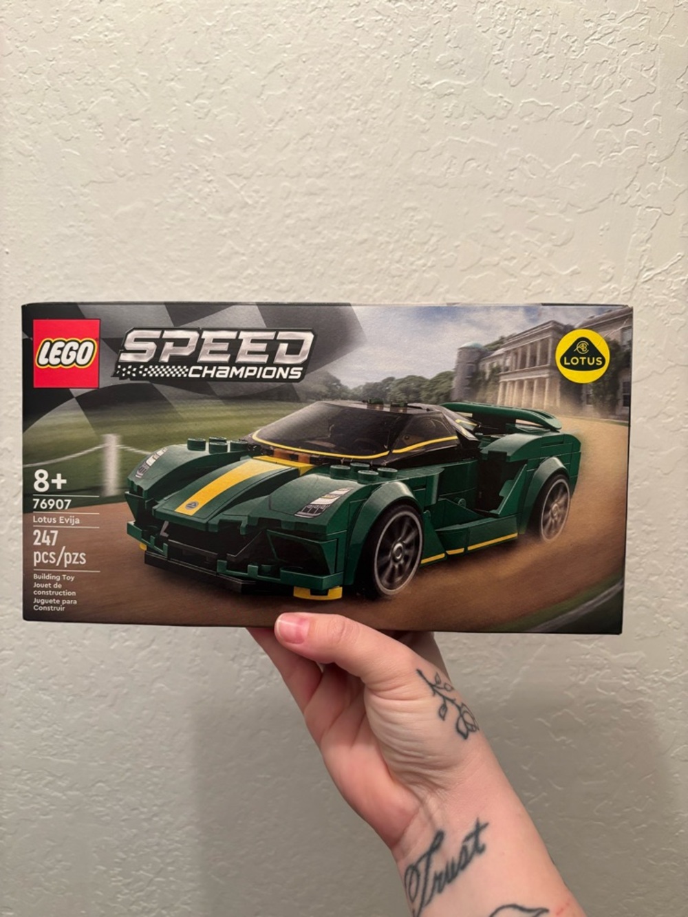 LEGO Speed Champions Lotus Evija in Dark Green with Yellow Stripes